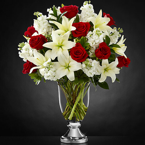 The Grand Occasion Bouquet by Vera Wang